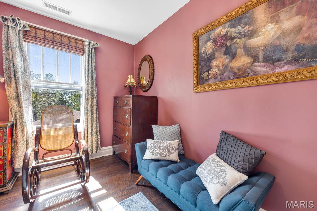 26063227 Property Photo 45