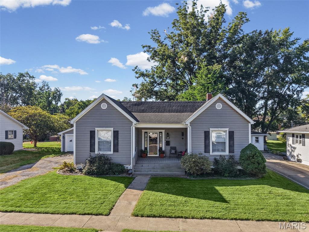 648 W Maple Street Property Photo 1