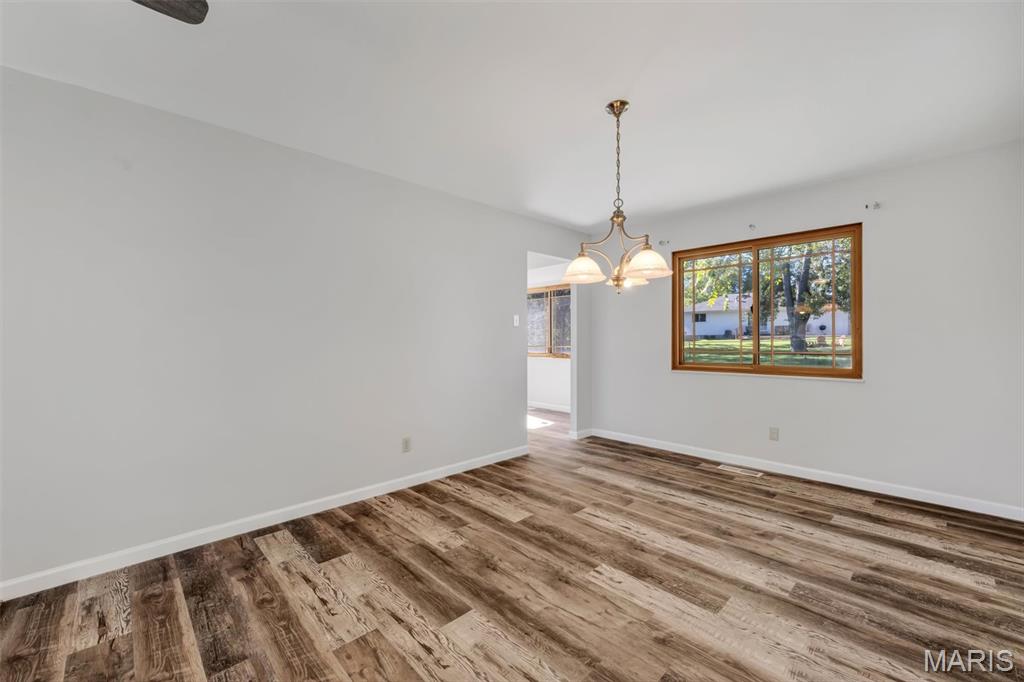 392 Genoa Drive Property Photo 6