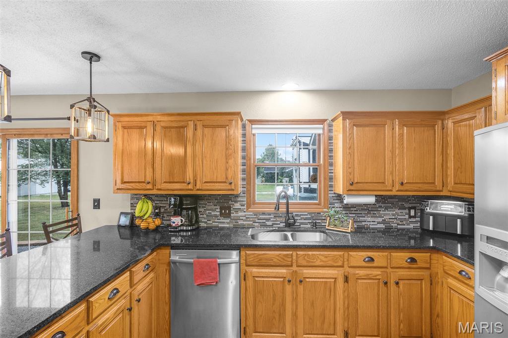 1100 State Highway B Property Photo 17
