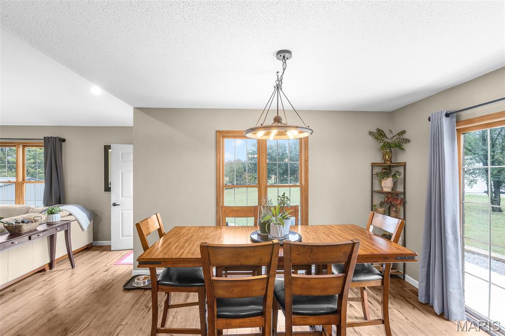 1100 State Highway B Property Photo 18