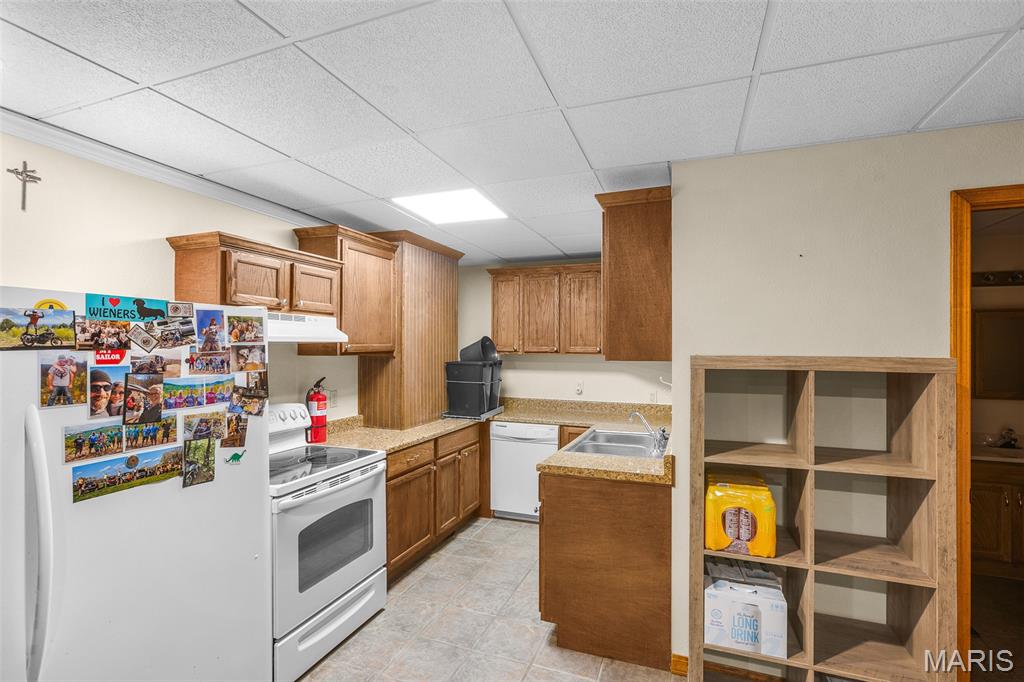 1100 State Highway B Property Photo 26