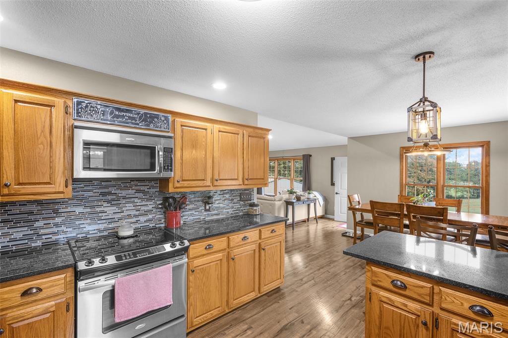 1100 State Highway B Property Photo 37