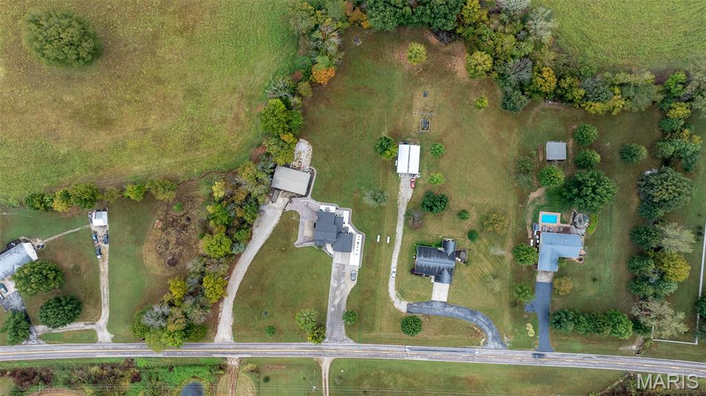 1100 State Highway B Property Photo 48