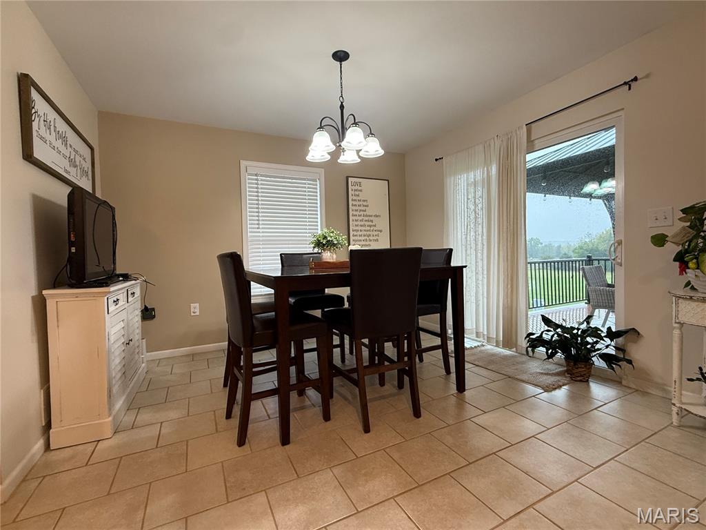 5752 Clear Creek Property Photo 8