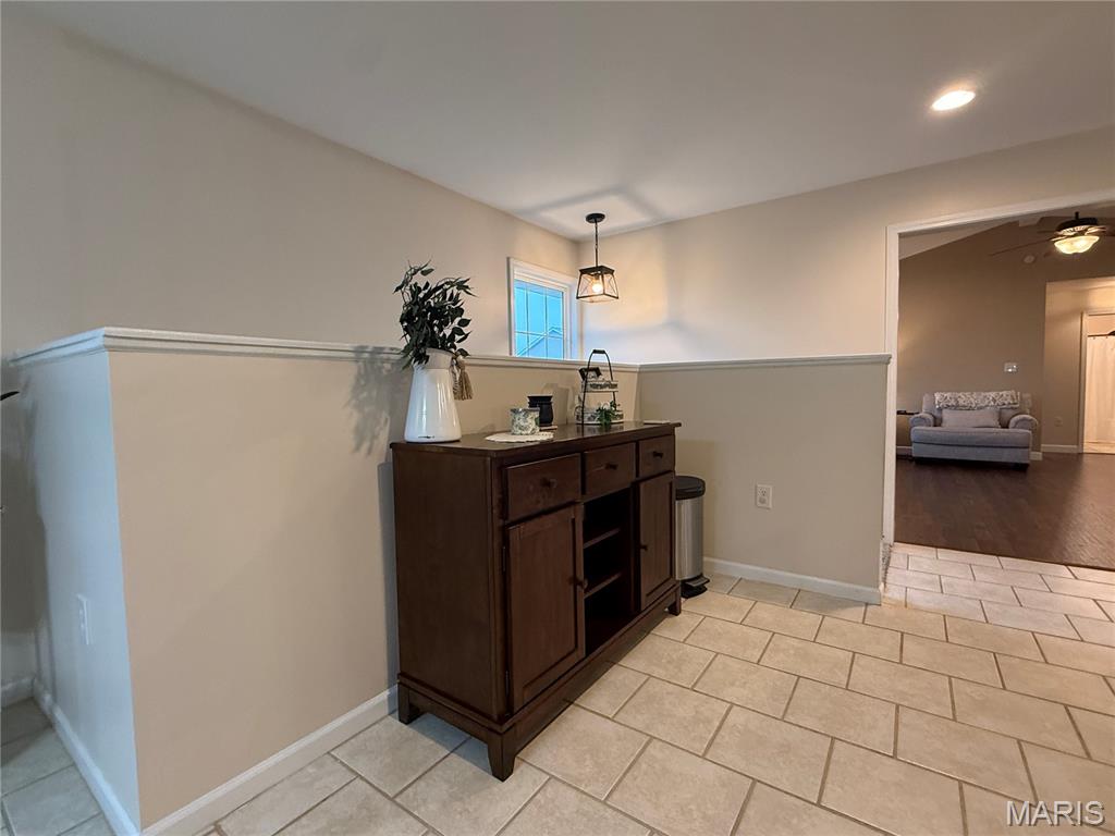5752 Clear Creek Property Photo 9