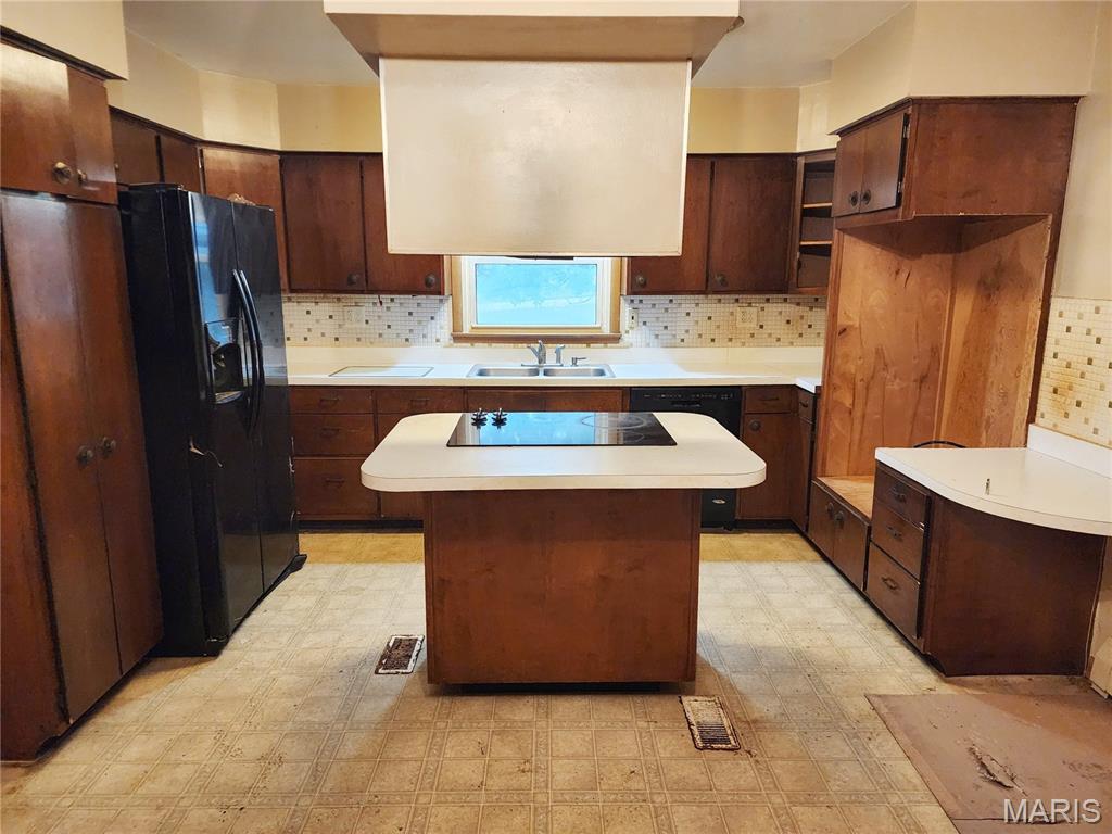 2699 Highway C Property Photo 6