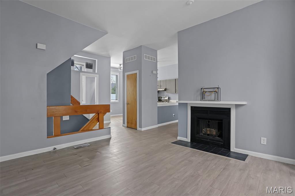 10 Columbus Square Drive Property Photo 4