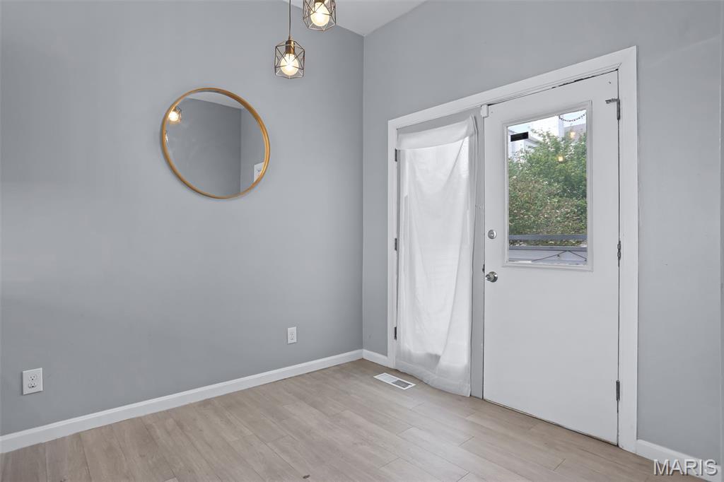 10 Columbus Square Drive Property Photo 11