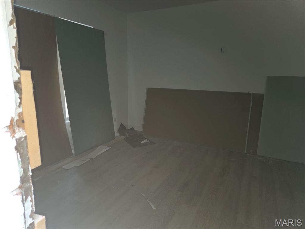 4452 S Compton Avenue Property Photo 2