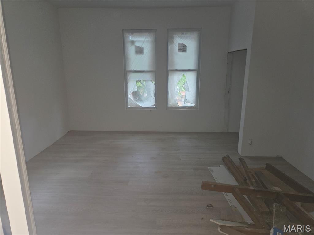 4452 S Compton Avenue Property Photo 12