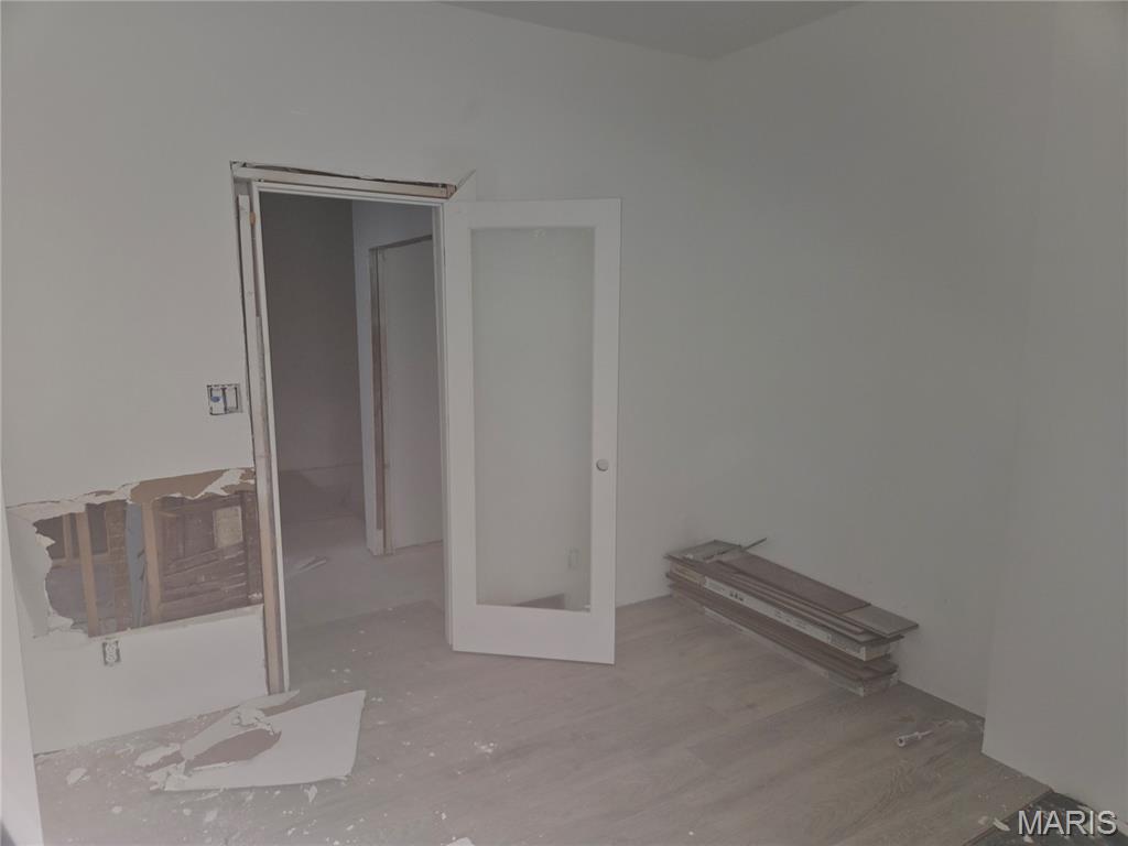 4452 S Compton Avenue Property Photo 15