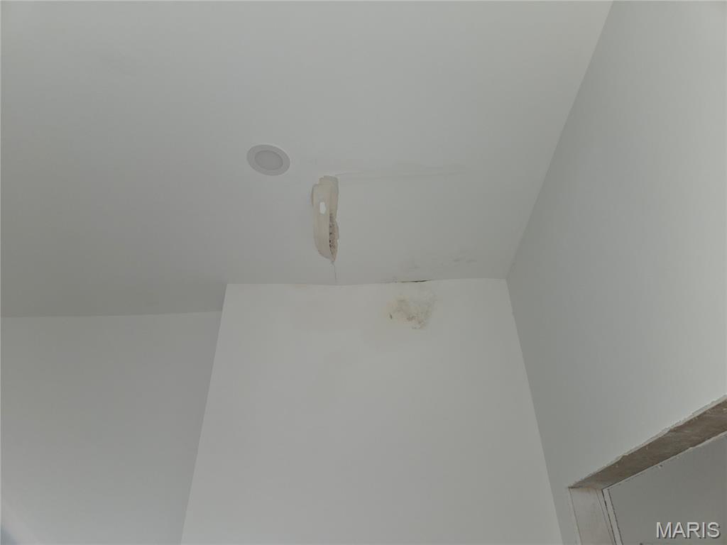 4452 S Compton Avenue Property Photo 16
