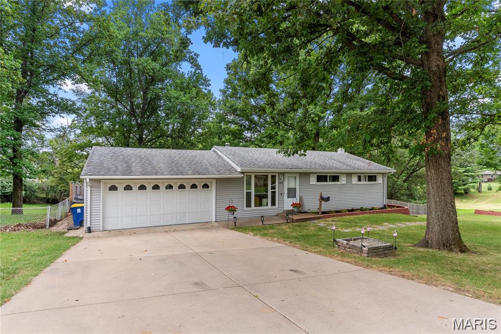10810 Hobday Avenue Property Photo 1