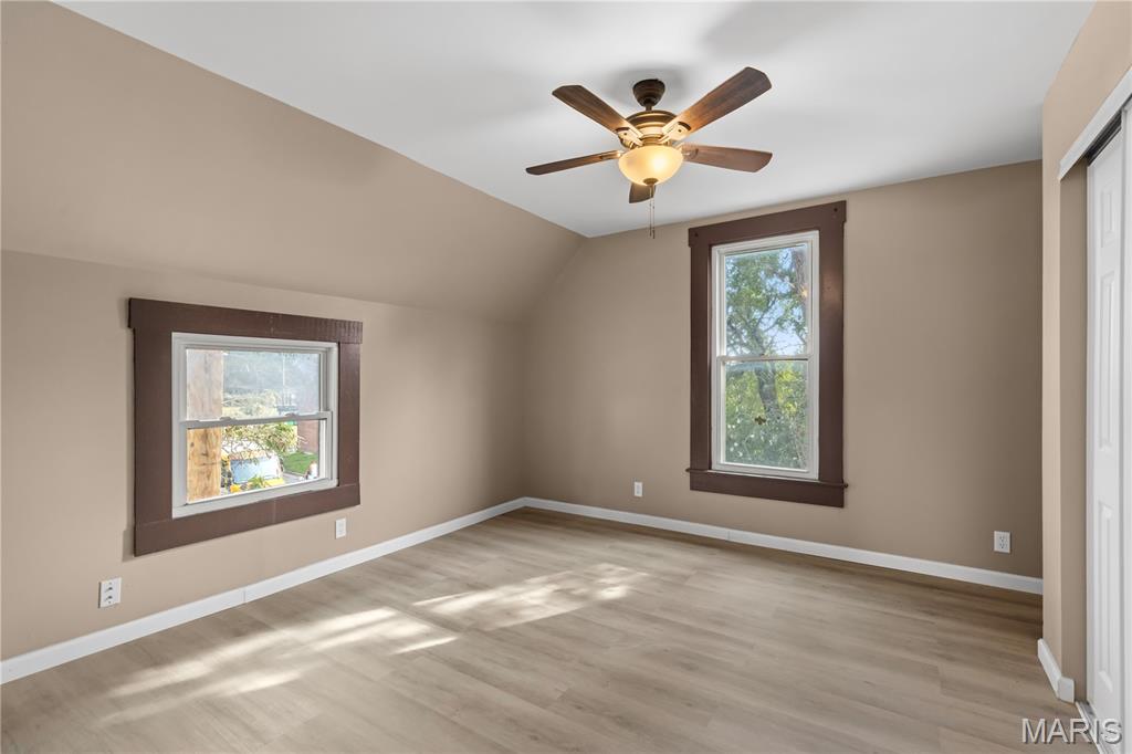 5129 S Compton Avenue Property Photo 18