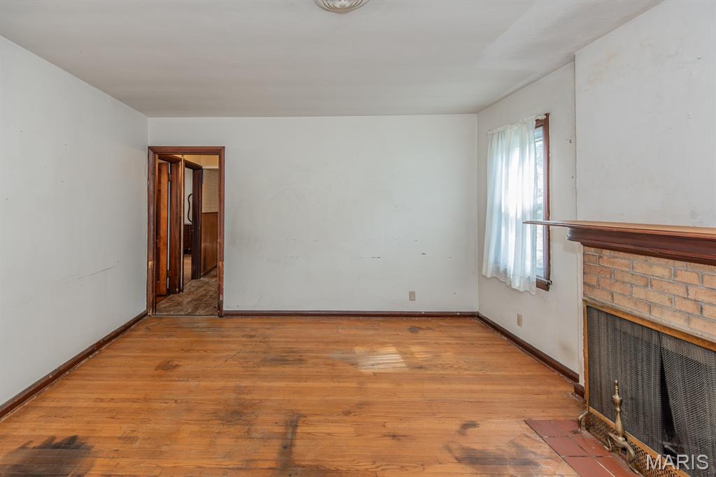 7646 Genesta Street Property Photo 7