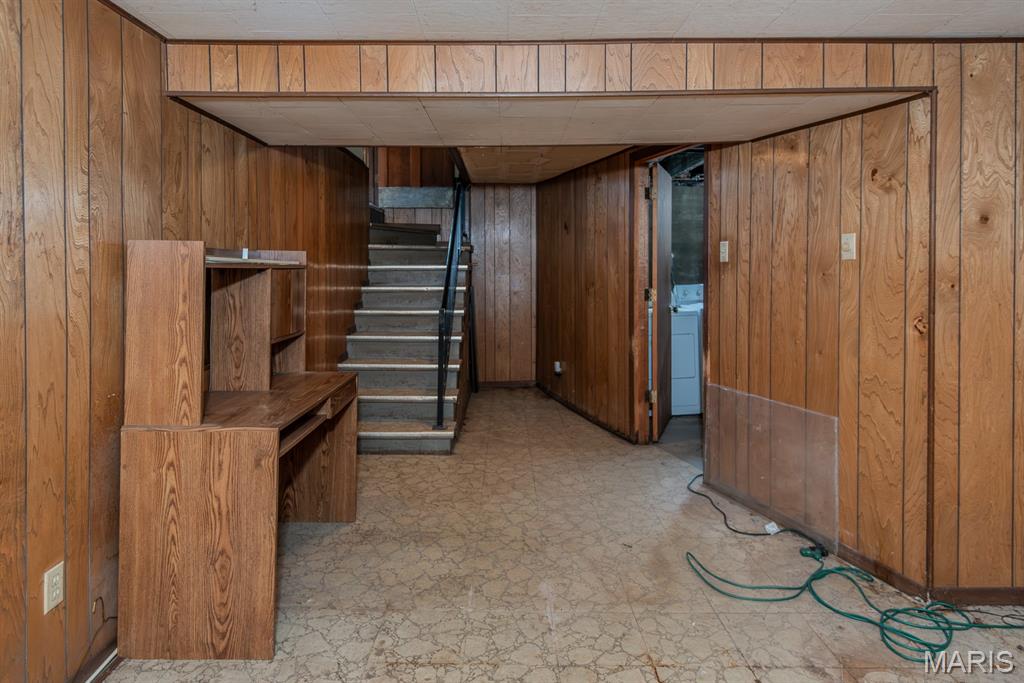 7646 Genesta Street Property Photo 29