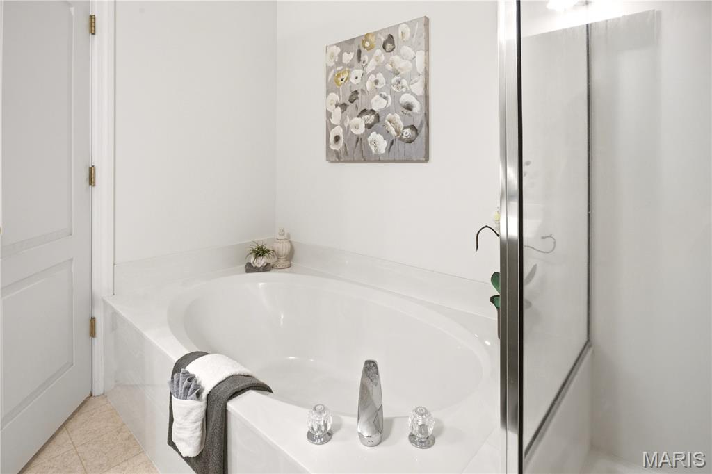 2450 Golden Bear Way 703a Property Photo 22