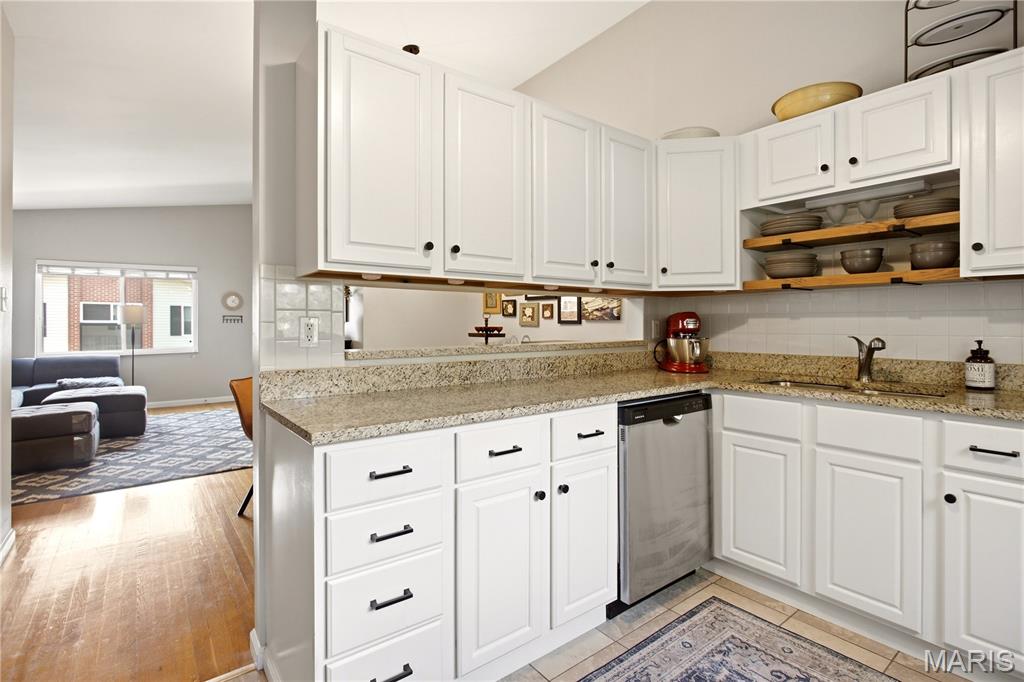 129 E Washington Avenue 2s Property Photo 7
