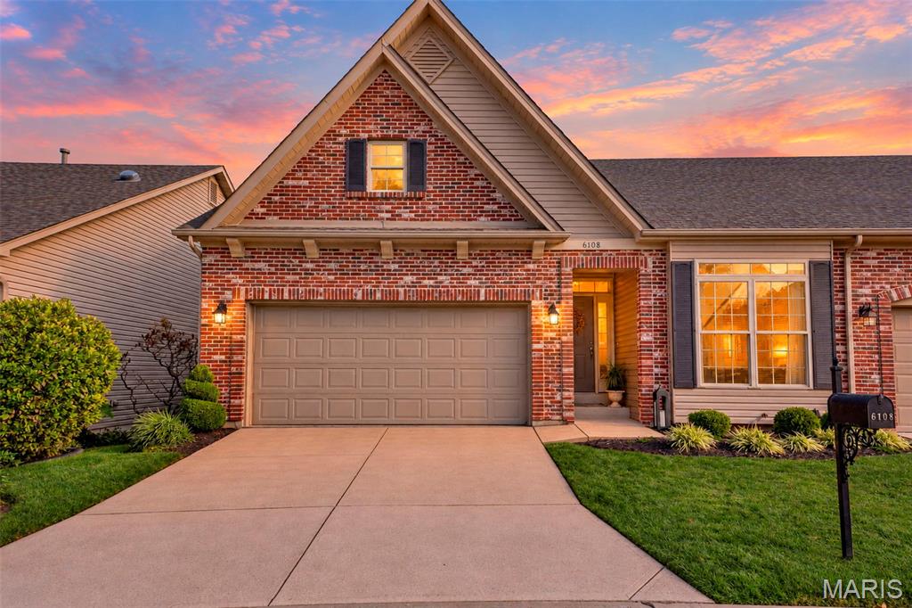 6108 Ivy Run Court Property Photo 1