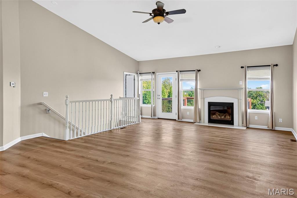 6108 Ivy Run Court Property Photo 4