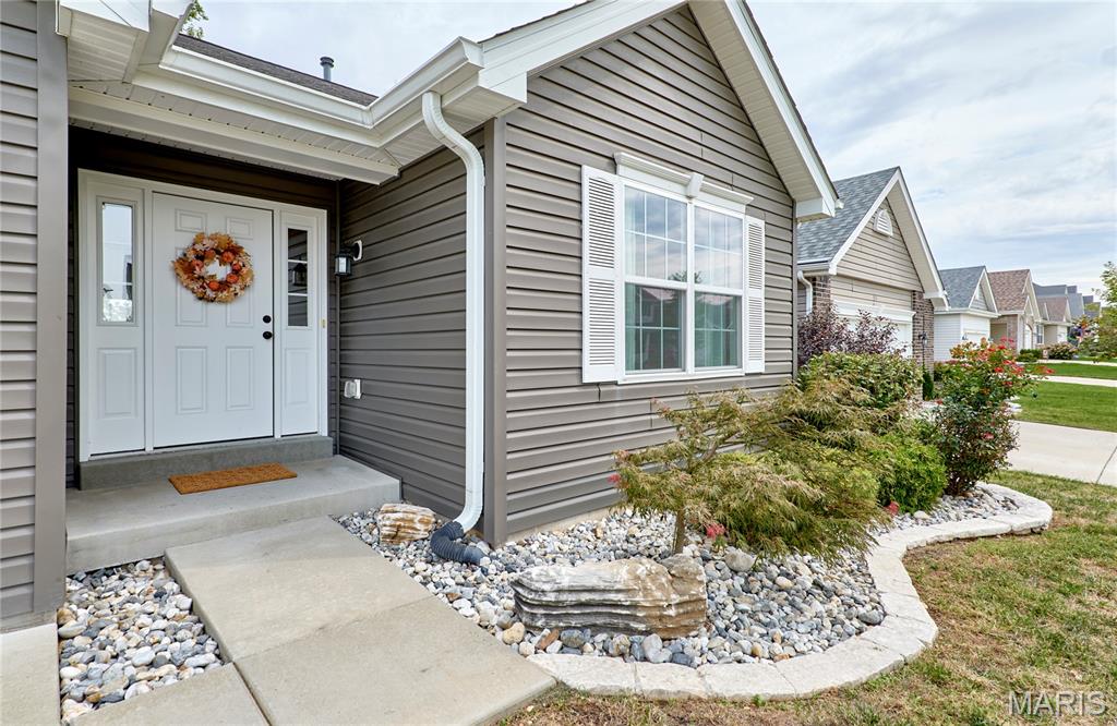 526 Brookside Forest Court Property Photo 4