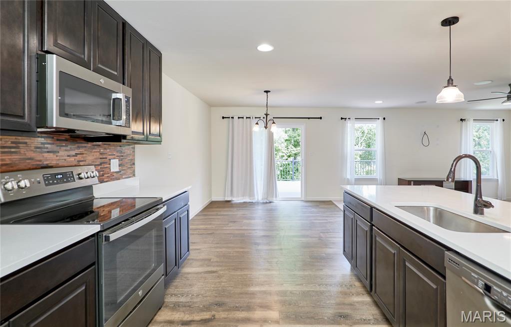 526 Brookside Forest Court Property Photo 18