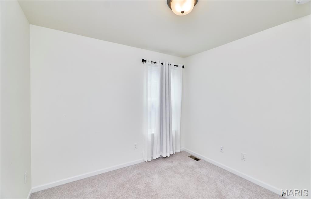 526 Brookside Forest Court Property Photo 29