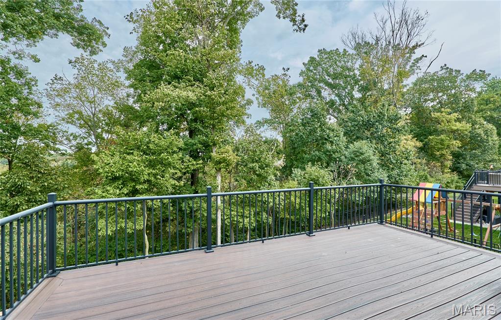 526 Brookside Forest Court Property Photo 32