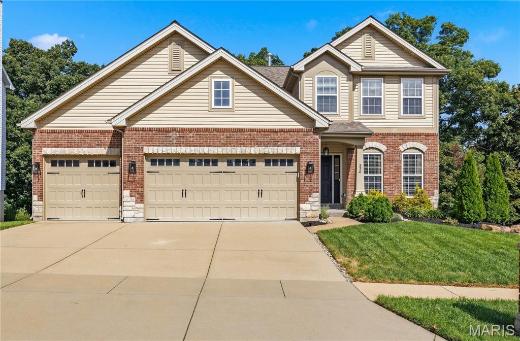 334 Palisades Ridge Court Property Photo 1