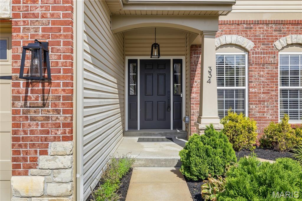 334 Palisades Ridge Court Property Photo 3
