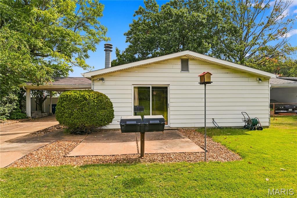 113 Lindy Boulevard Property Photo 3