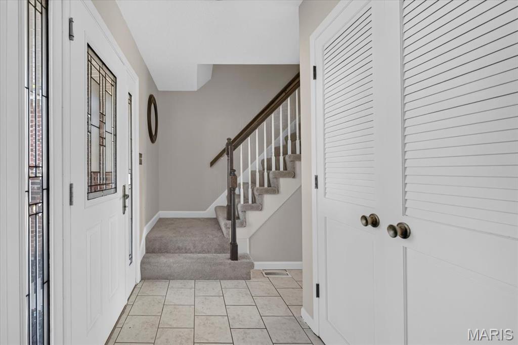 1302 Westbrooke Terrace Drive Property Photo 4