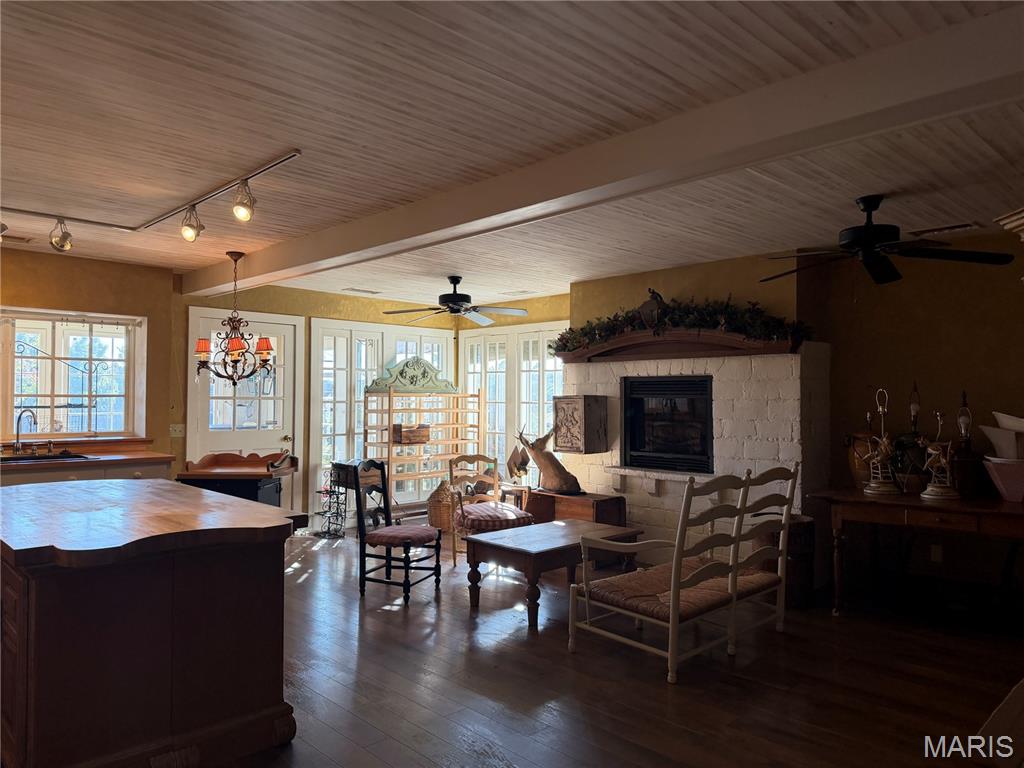 8 Holly Hock Alley Property Photo 1
