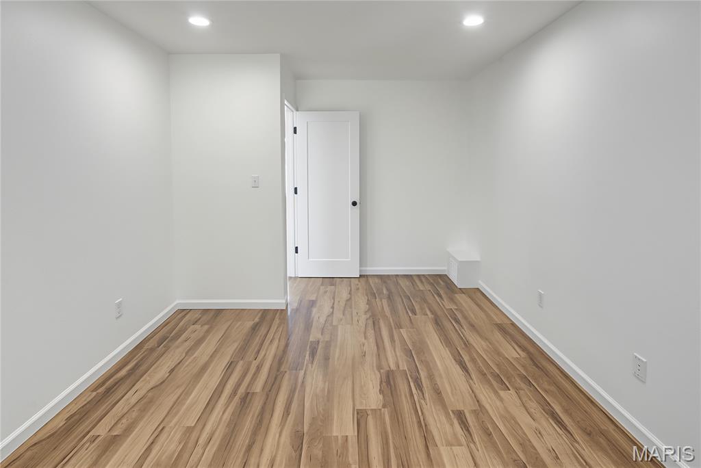 1000 Kingsway Drive 1 Property Photo 11