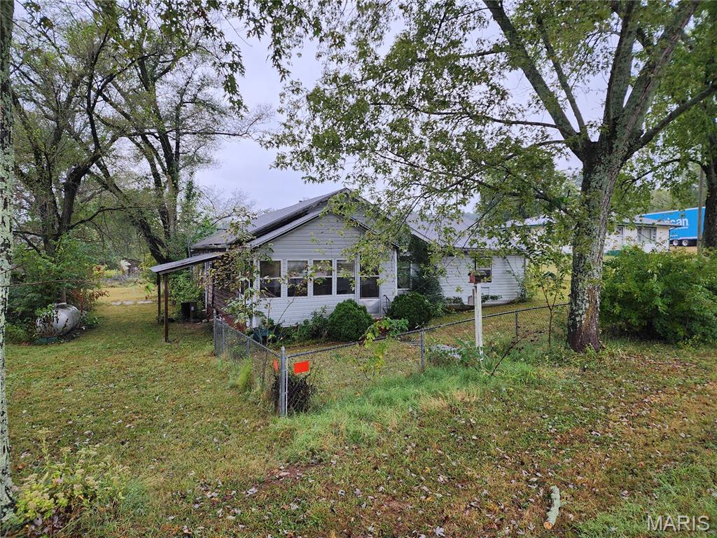 10443 Wayne Route Ff Property Photo 1