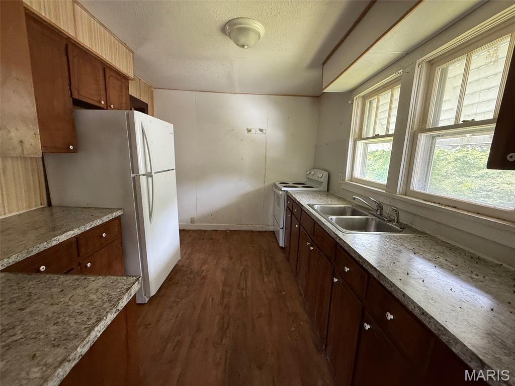 304 Central Avenue Property Photo 2