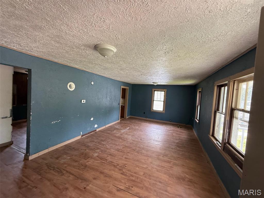 304 Central Avenue Property Photo 3