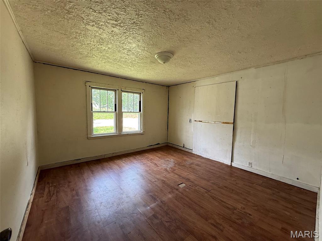 304 Central Avenue Property Photo 6