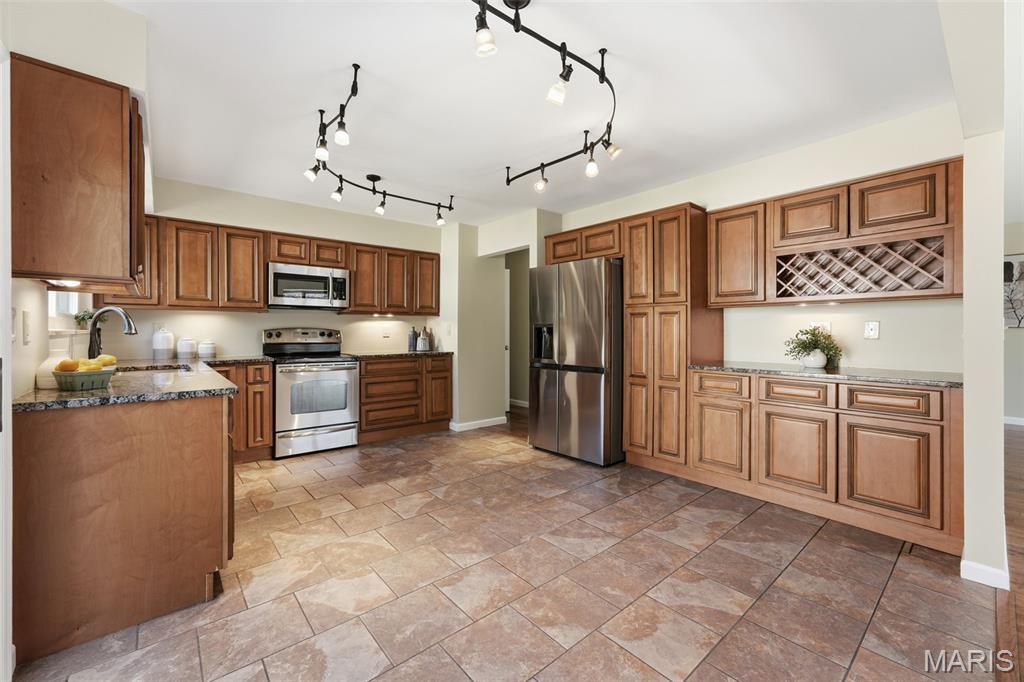 257 Treasure Cove Property Photo 7