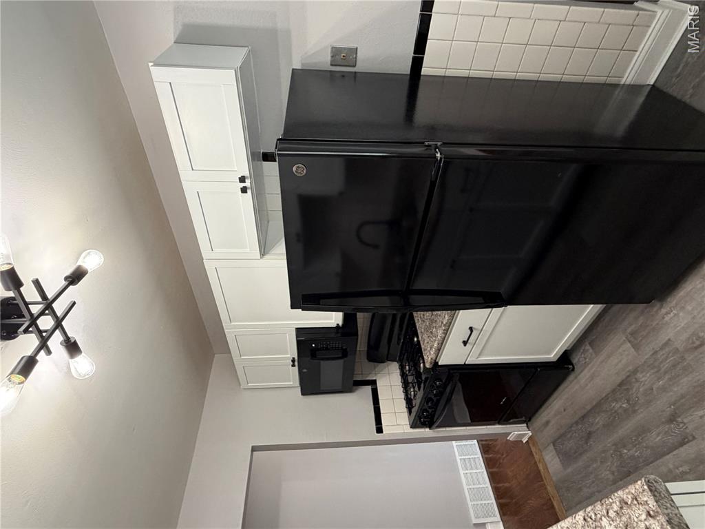 905 Delaird Drive Property Photo 12