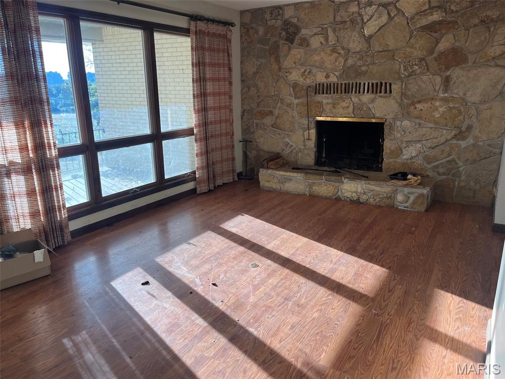 17112 Poppy Drive Property Photo 3