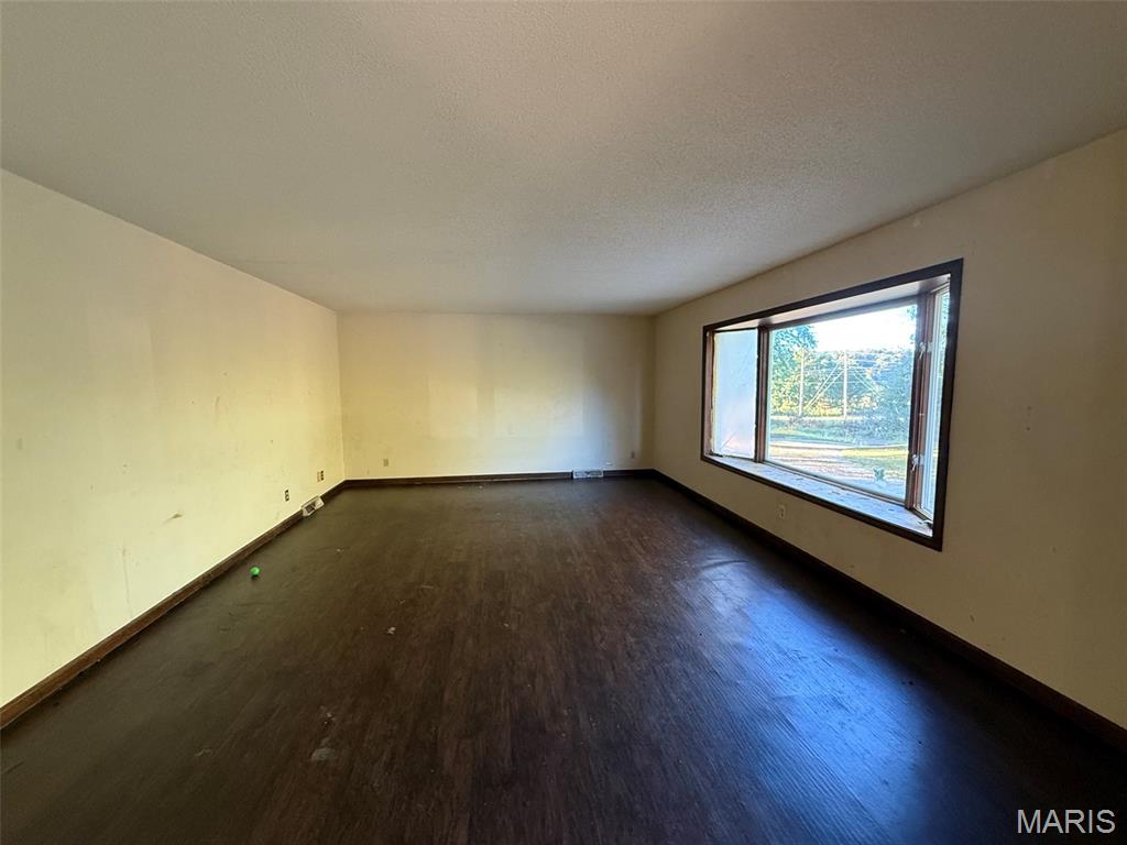 17112 Poppy Drive Property Photo 13