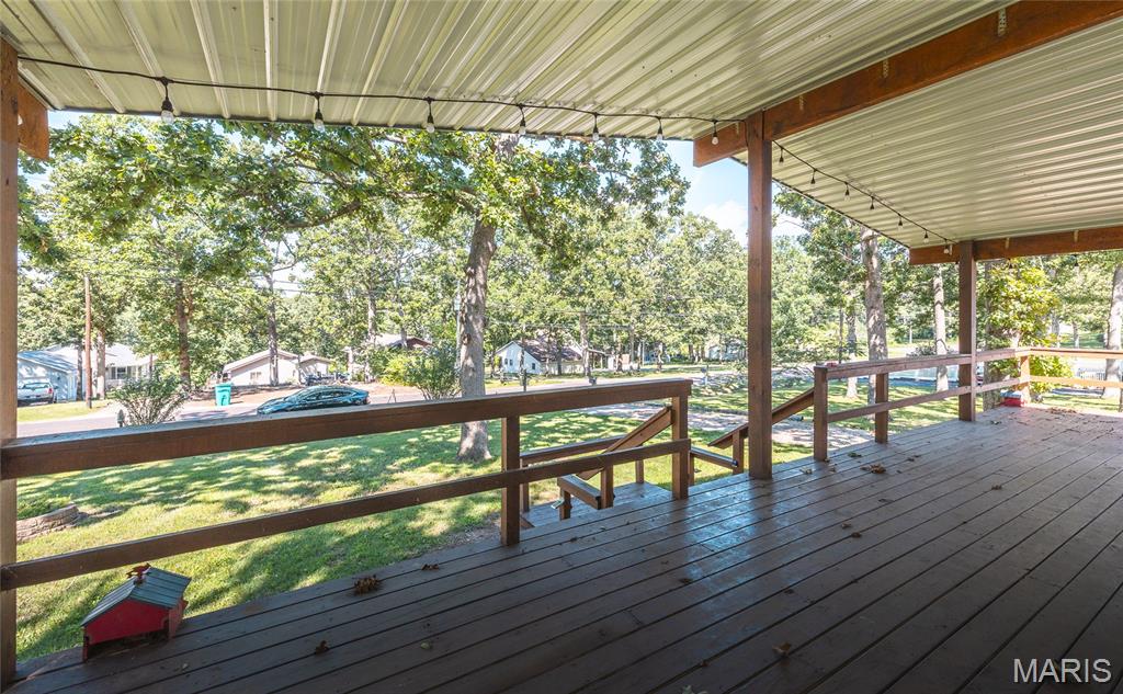 777 Squaw Road Property Photo 2