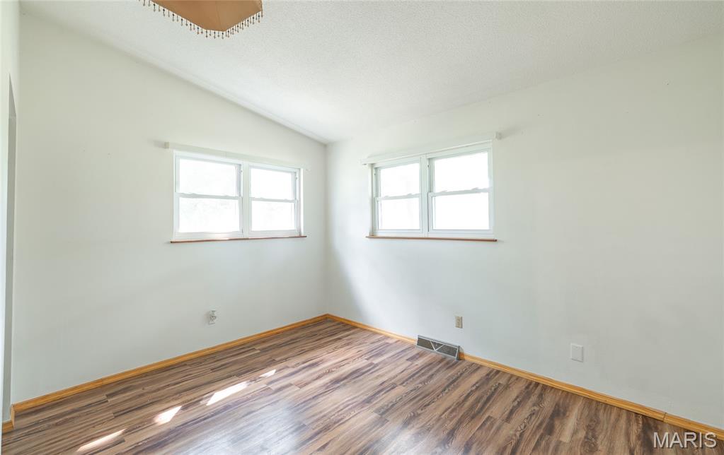 777 Squaw Road Property Photo 14