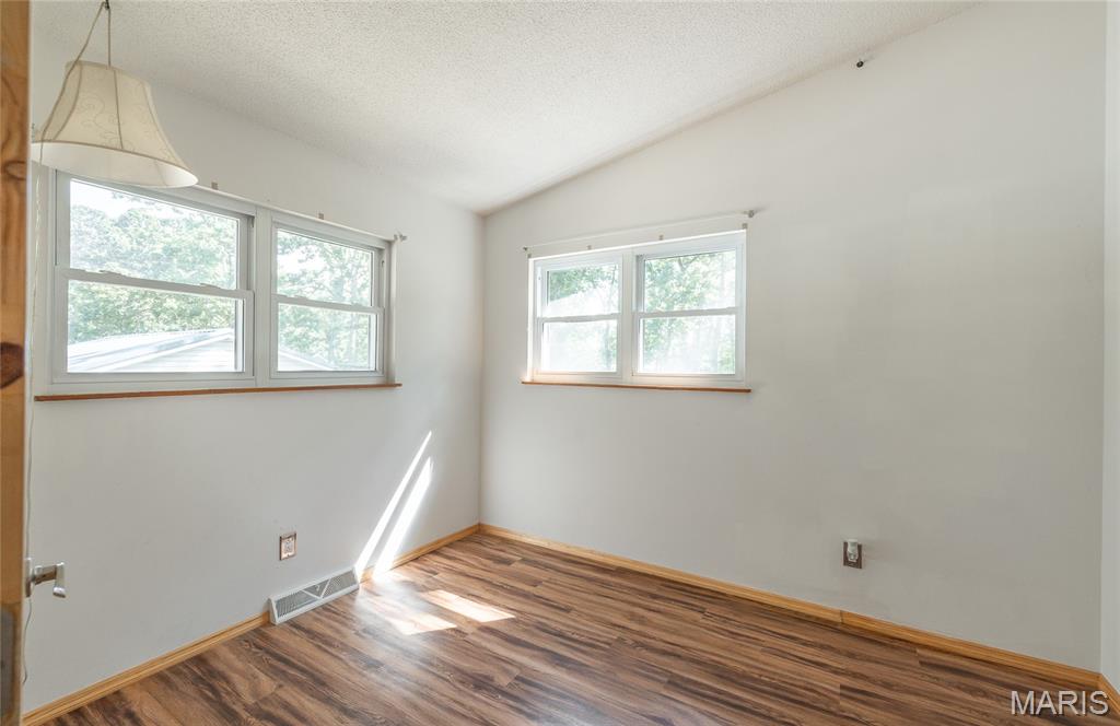 777 Squaw Road Property Photo 16
