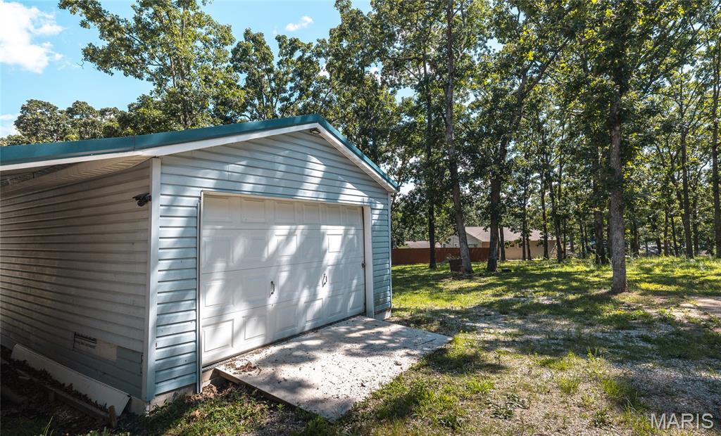 777 Squaw Road Property Photo 28