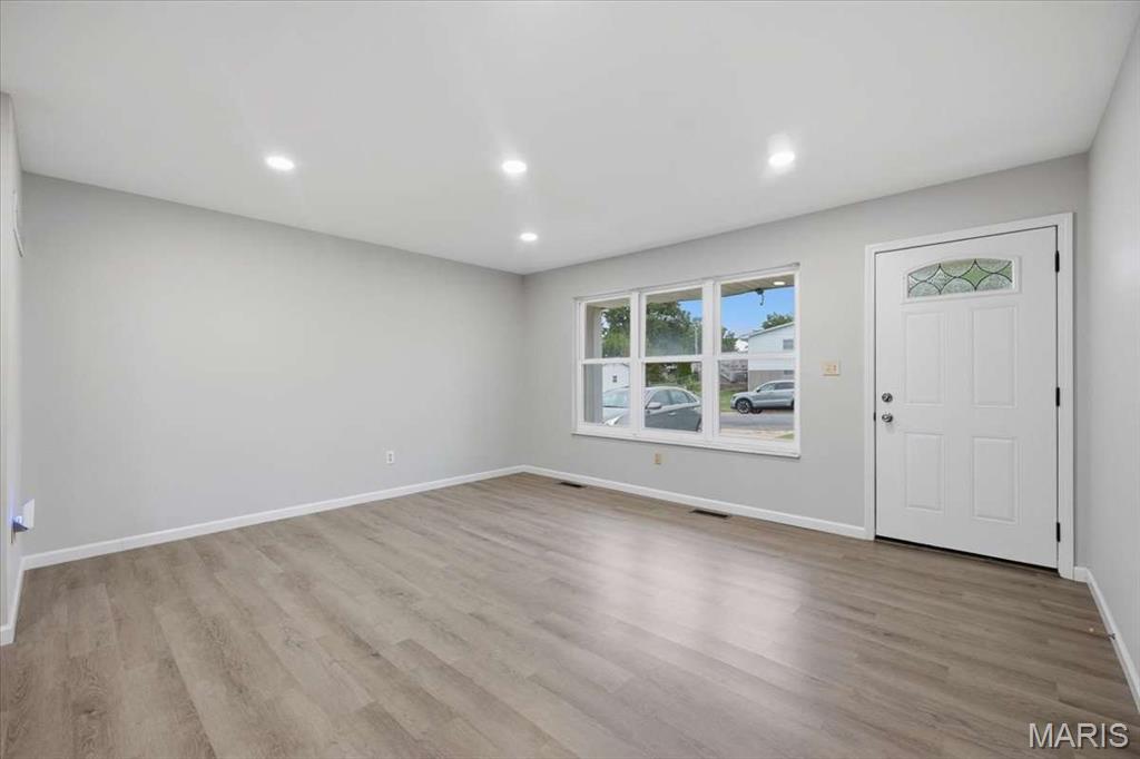 637 Norma Drive Property Photo 2