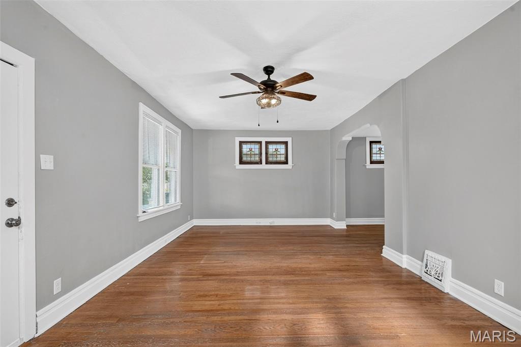 5315 Blow Street Property Photo 2