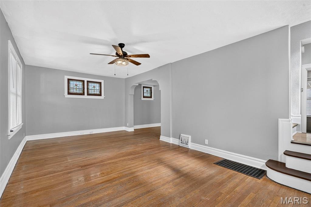 5315 Blow Street Property Photo 6